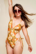 Load image into Gallery viewer, Daria Monokini - Flame Flower