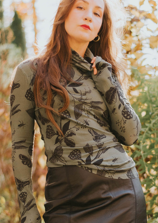 Banquet Regale - Turtleneck Top- Bamboo Rib Knit