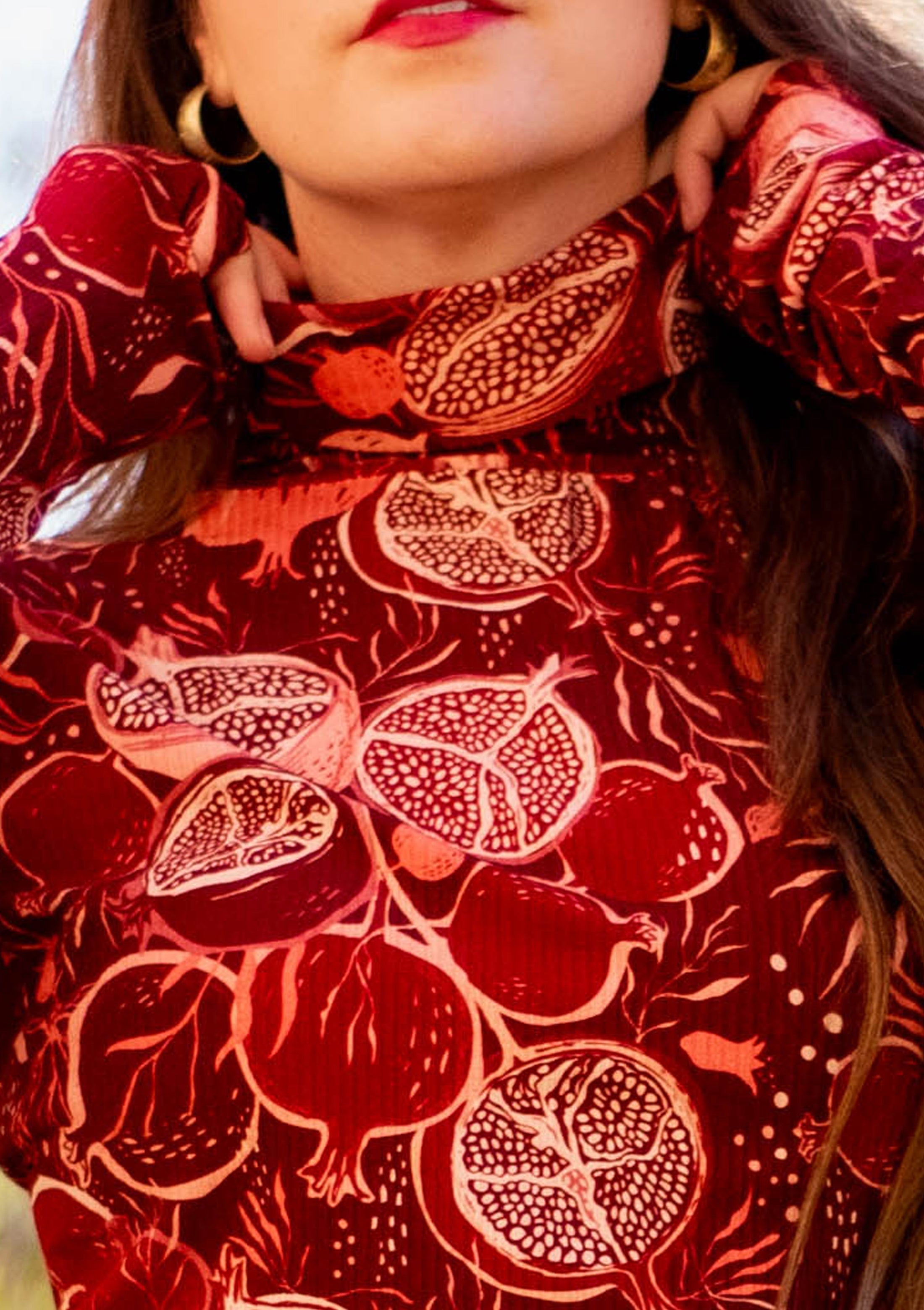 Night Pomegranate - Turtleneck