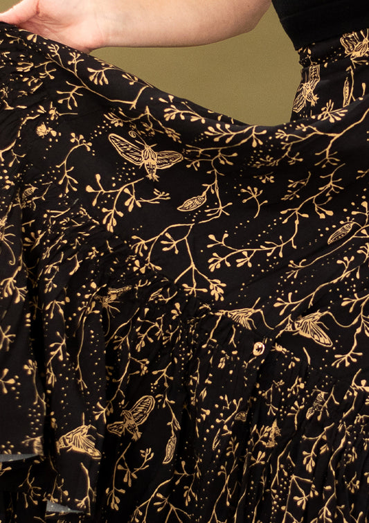 Coyote wrap skirt - in Hawk Moth