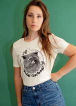 Total Garbage - Relaxed Womens t-shirt in creme