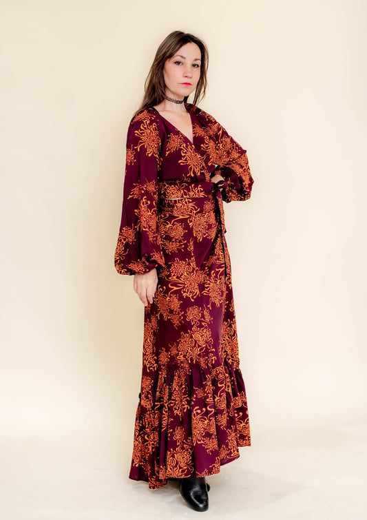 Coyote wrap skirt - in Molten Bloom