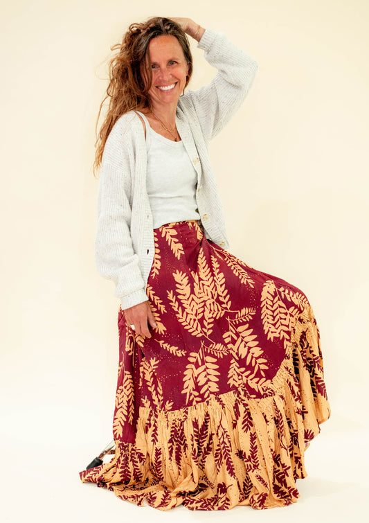 Coyote wrap skirt - in Sundara